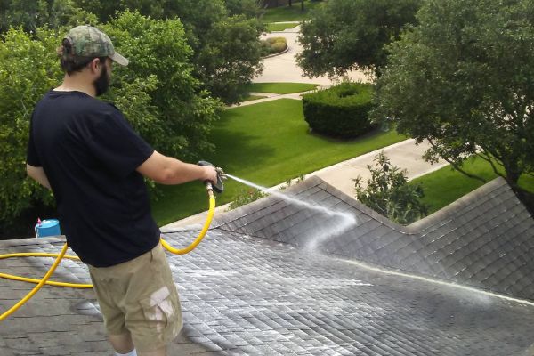 Roof-Cleaning-Services-in-Katy-TX